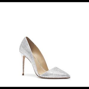 Beautiful Imagine Silver Pumps